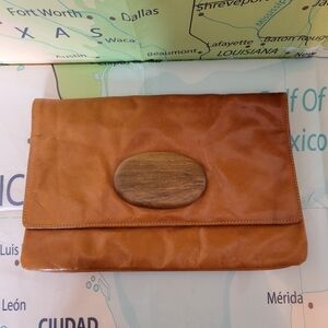 Vintage Battelsteins Tan Leather Clutch with Wooden Accent 1970s